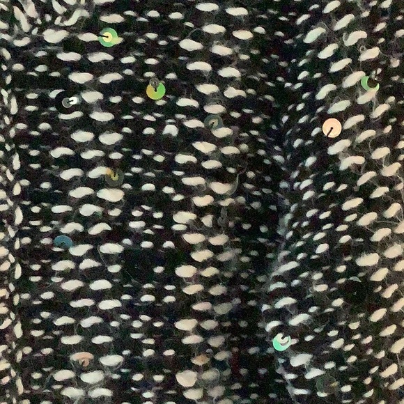 Dana buchman - Picture 4 of 5